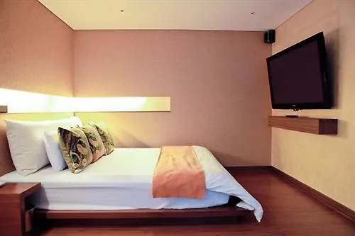 Hotel Diamant Seul 2*,